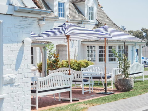 Camden Valley Inn - Accommodation Directory 1