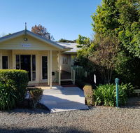 Camelot Cottages - Accommodation Directory