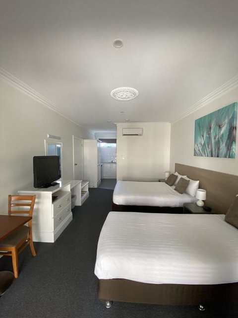 Campaspe Lodge - Accommodation Directory 1