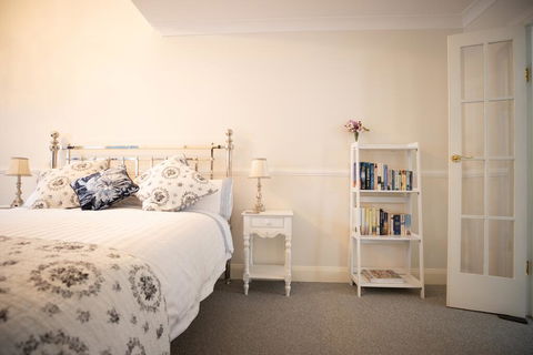 Canungra Cottages - Boutique Bed And Breakfast - Accommodation Directory 1