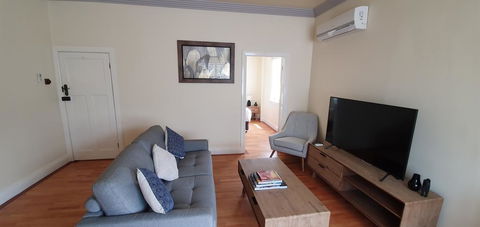 Canungra Hotel - Accommodation Directory 3
