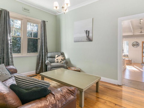 Cape Hays - Accommodation Directory 1