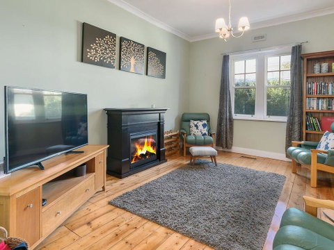 Cape Hays - Accommodation Directory 3