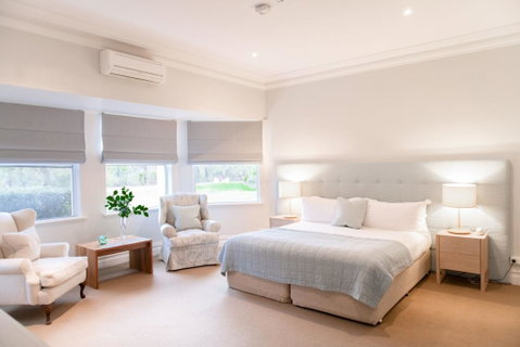 Cape Lodge - Accommodation Directory 2