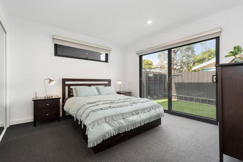 Capel Sound Beachside Luxury - Accommodation Directory 3