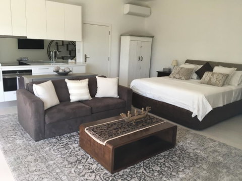 Casablanca, Peaceful Couples Retreat, Avalon Beach - Accommodation Directory 1