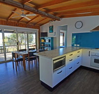 CDC-625 Beach House - Accommodation Directory