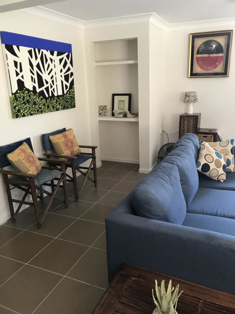 Central Gold Coast 3 Double Bedroom Apartment - Accommodation Directory 3