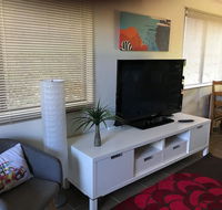 Central Gold Coast 3 Double Bedroom Apartment - Accommodation Directory