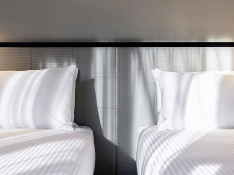 Central Gold Coast 3 Double Bedroom Apartment - Accommodation Directory 2