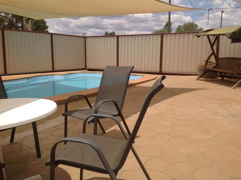 Charleville Waltzing Matilda Motor Inn - Accommodation Directory 2