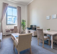 Charming Apartment Minutes to Darling Harbour - Accommodation Directory