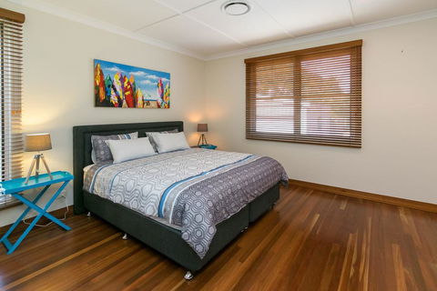 Charming Home By The Sea - Accommodation Directory 2