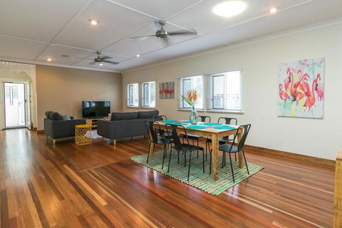 Charming Home By The Sea - Accommodation Directory 0