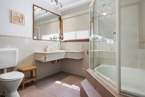 Cheero Cottage - Accommodation Directory 3