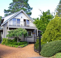 Cherry Cottage - Leura - Accommodation Directory