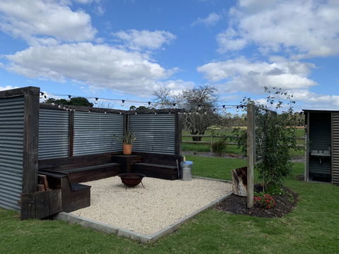 Chesterfarm And Stables - Accommodation Directory 0
