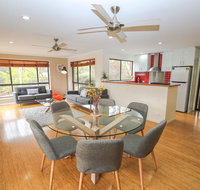 Cindy's View - Accommodation Directory
