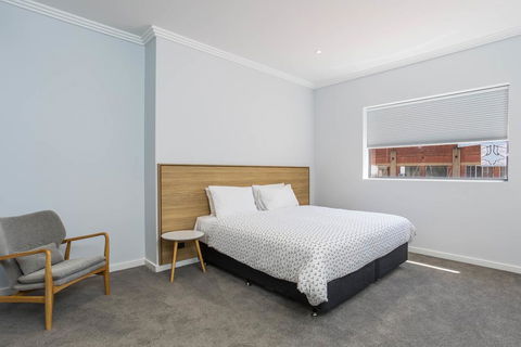Civic Apartments - Accommodation Directory 1