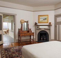 Classic Bungalow - Accommodation Directory