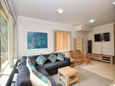 Close To Jimmys Beach - Accommodation Directory 0