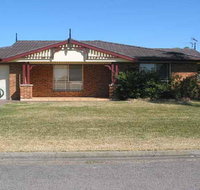 Close to Tea Gardens Waterfront - Accommodation Directory