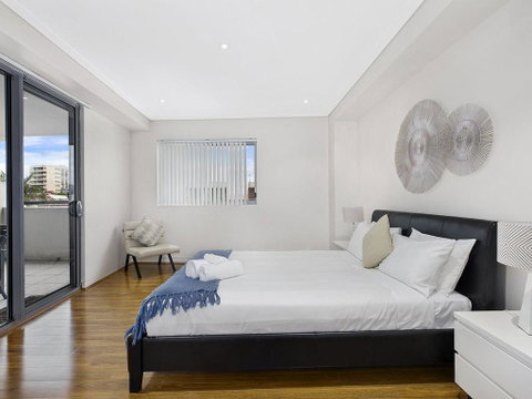 Coast Luxury Apartment 21 - Accommodation Directory 1