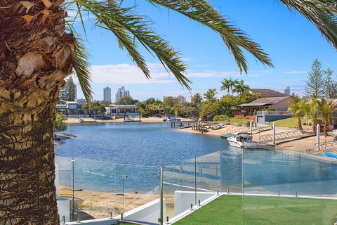 Coastal Elegance - Accommodation Directory 1