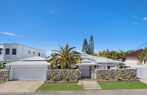 Coastal Elegance - Accommodation Directory 0