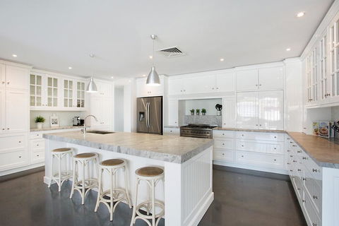 Coastal Elegance - Accommodation Directory 2