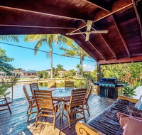 Coconut Grove Holiday House - Accommodation Directory