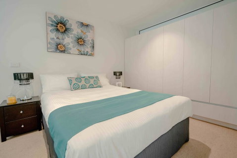 Collins Street Apartments - Accommodation Directory 3