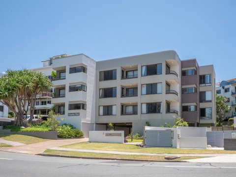 Columbia Point U6, 7 Bulcock Beach Esp - Accommodation Directory 3