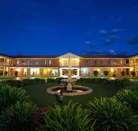 Comfort Inn  Suites King Avenue - Accommodation Directory