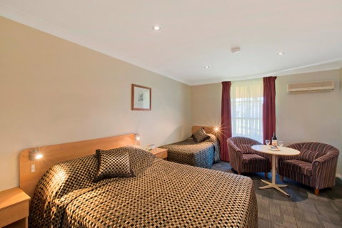Comfort Inn Bushman's - Accommodation Directory 2