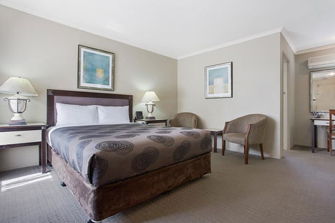 Comfort Inn On Raglan - Accommodation Directory 1