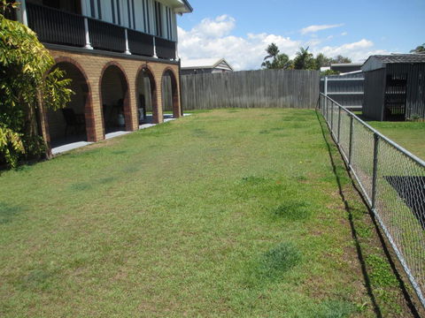 Comfy And Cosy Ground Floor Unit - Accommodation Directory 1