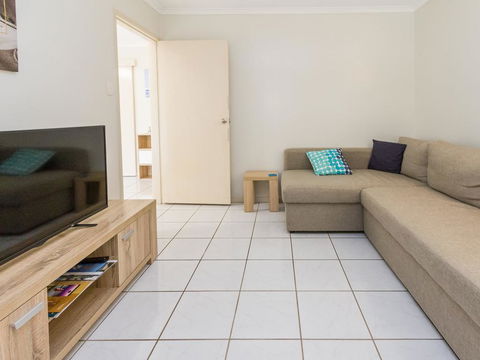 Comfy And Cosy Ground Floor Unit - Accommodation Directory 0