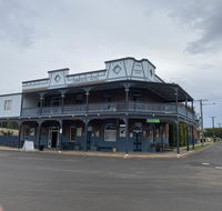 Commercial Hotel Curlewis - Accommodation Directory