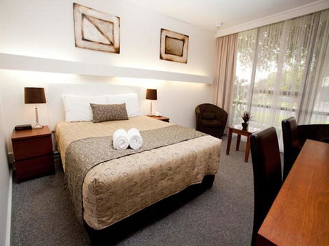 Connells Motel & Serviced Apartments - Accommodation Directory 2