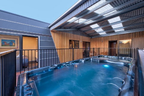Containment Accommodation - Accommodation Directory 0
