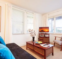Convenient Studio With Lovely Courtyard - Accommodation Directory