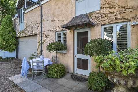 COOKS HOUSE - Accommodation Directory 3