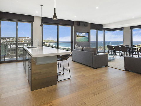 Cosmopolitan@SoHo - Accommodation Directory 2