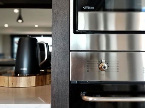 Cosmopolitan@SoHo - Accommodation Directory 3