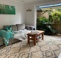 Cosy Backyard Apartment Close To Miami Beach - Accommodation Directory