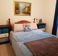 Cosy Quiet Bedroom Ferny Grove - Accommodation Directory