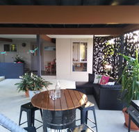 Cosy self-contained and central to everywhere - Accommodation Directory