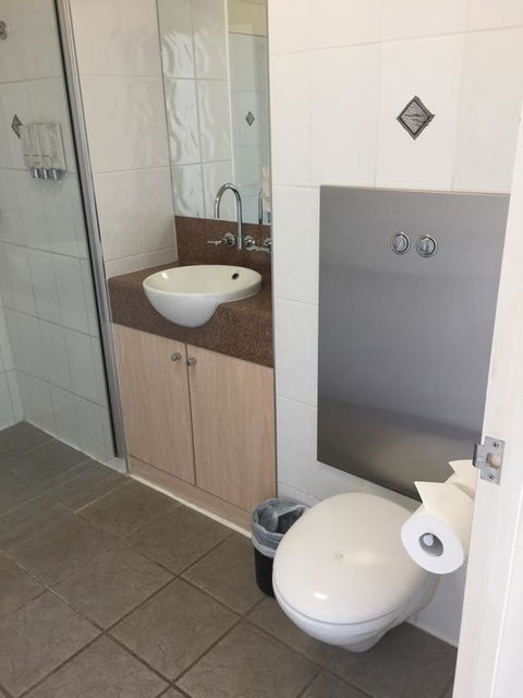 Country Roads Motor Inn Dysart - Accommodation Directory 2