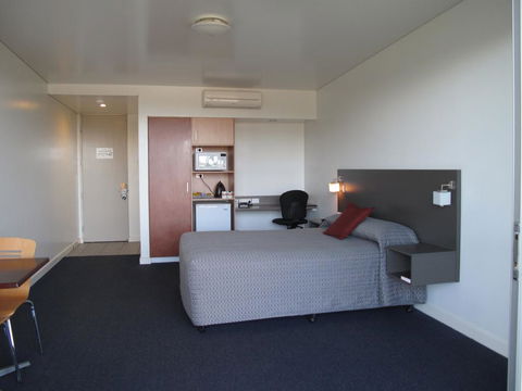 Country Roads Motor Inn Dysart - Accommodation Directory 0